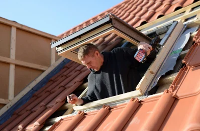 Pose de fenêtres de toit Velux à Urville